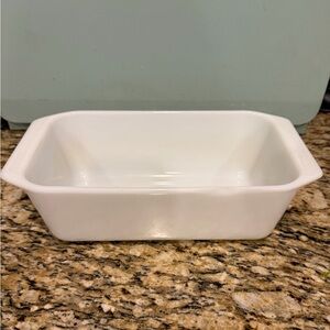 Pyrex 215-B White Milk Glass Baking Dish Bread Loaf Pan, Oblong 9x5x3 Vintage